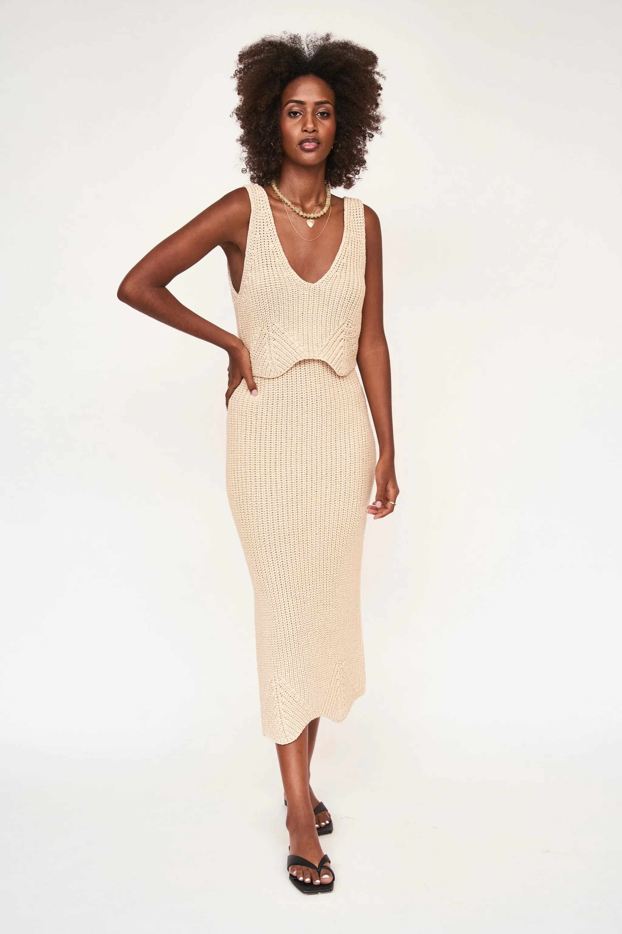 Arles Slim Knit Skirt in Shell