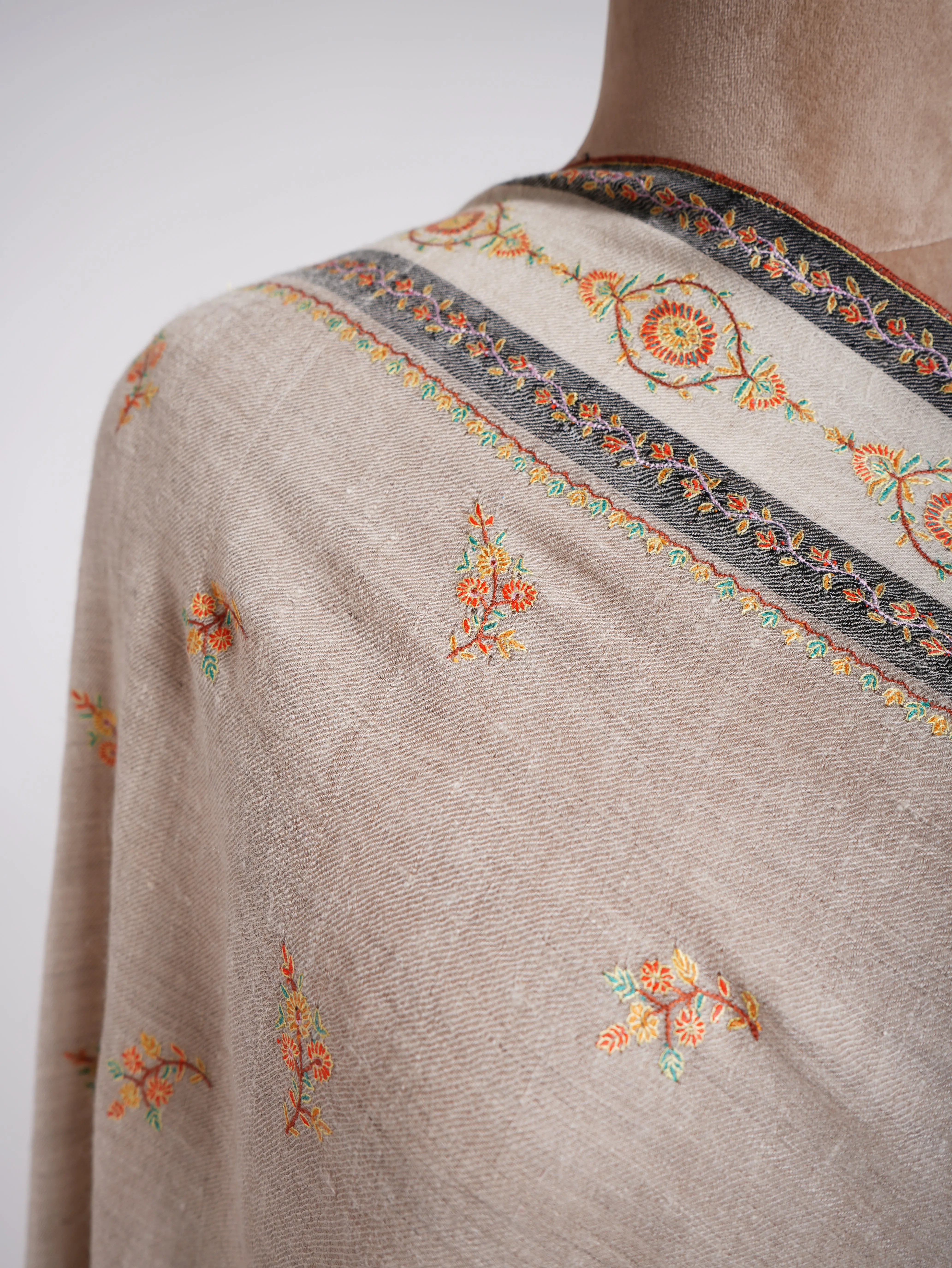 Hand Embroidered Palla Buti Pashmina Shawl