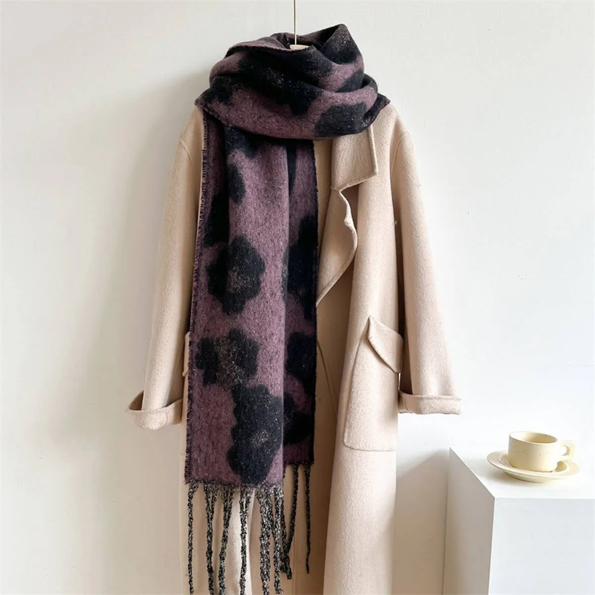 Leopard Jacquard Scarf - Green