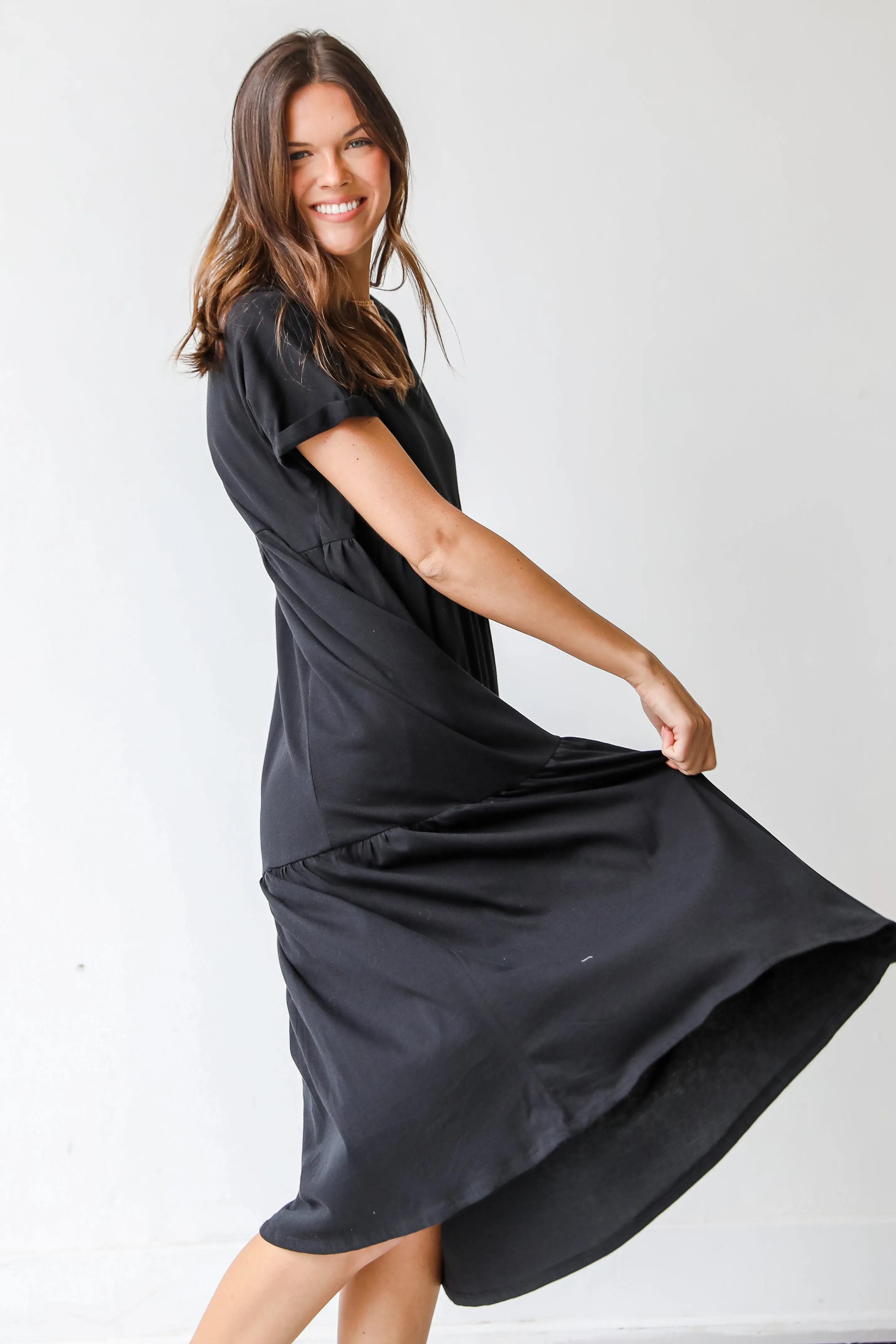 Make The Call Tiered Midi Dress