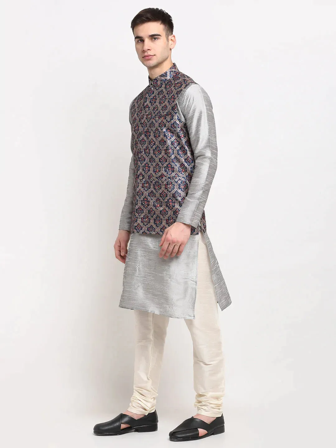 Men'S Silver Dupion Silk Kurta With Churidar & Nehru Jacket