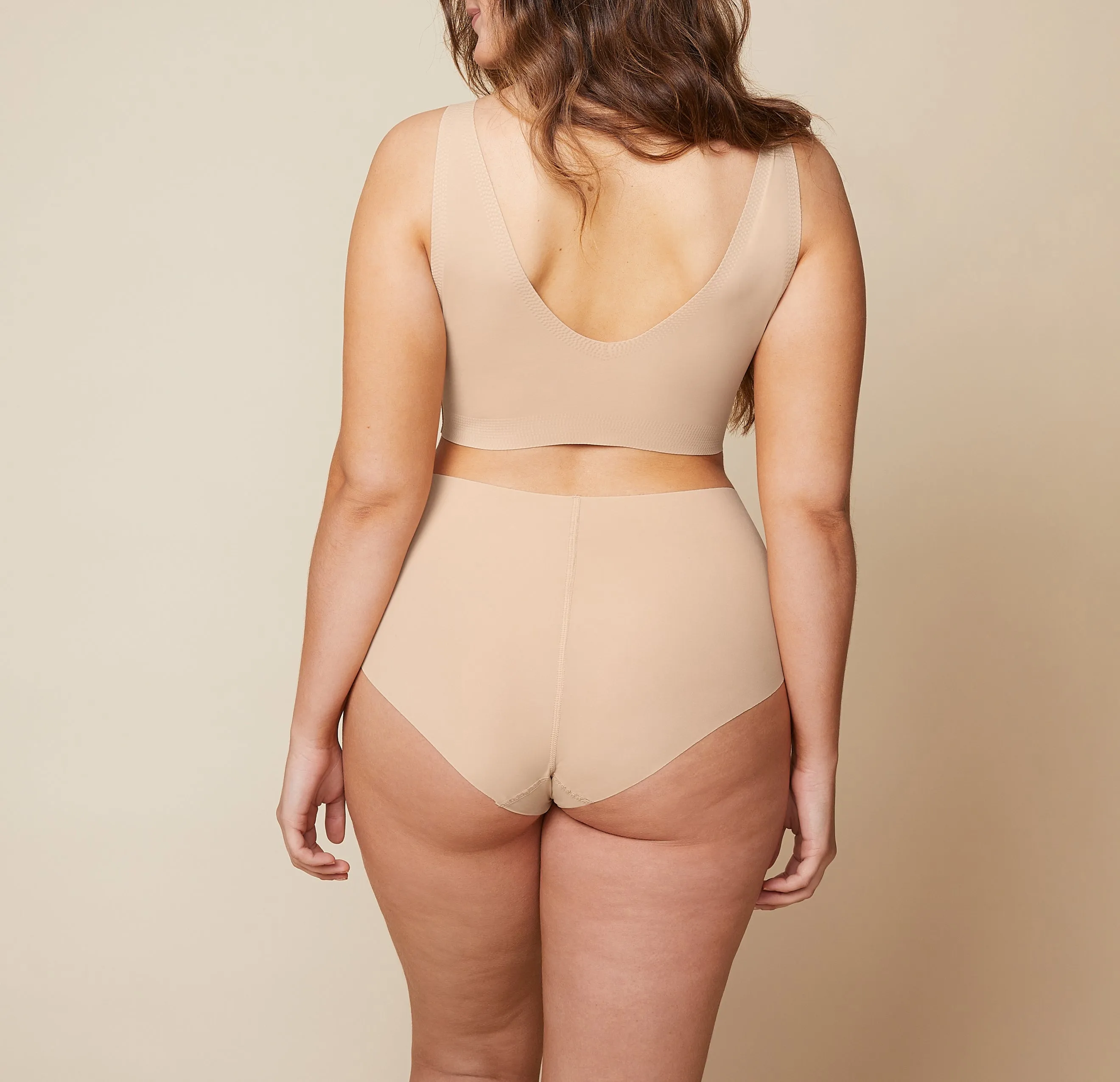 No-Show Highwaist Brief - Beige