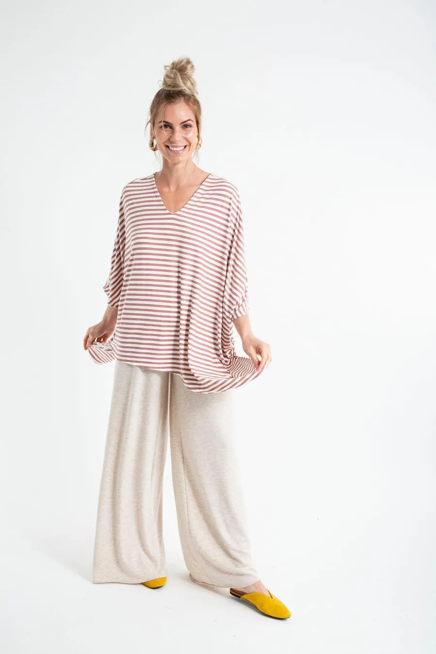 PONCHO DOUBLE EDGE VNECK TOP stripes