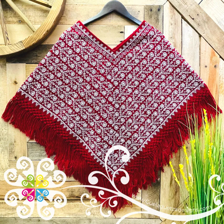 Puntada Antigua Design Embroider Poncho - Mañanita