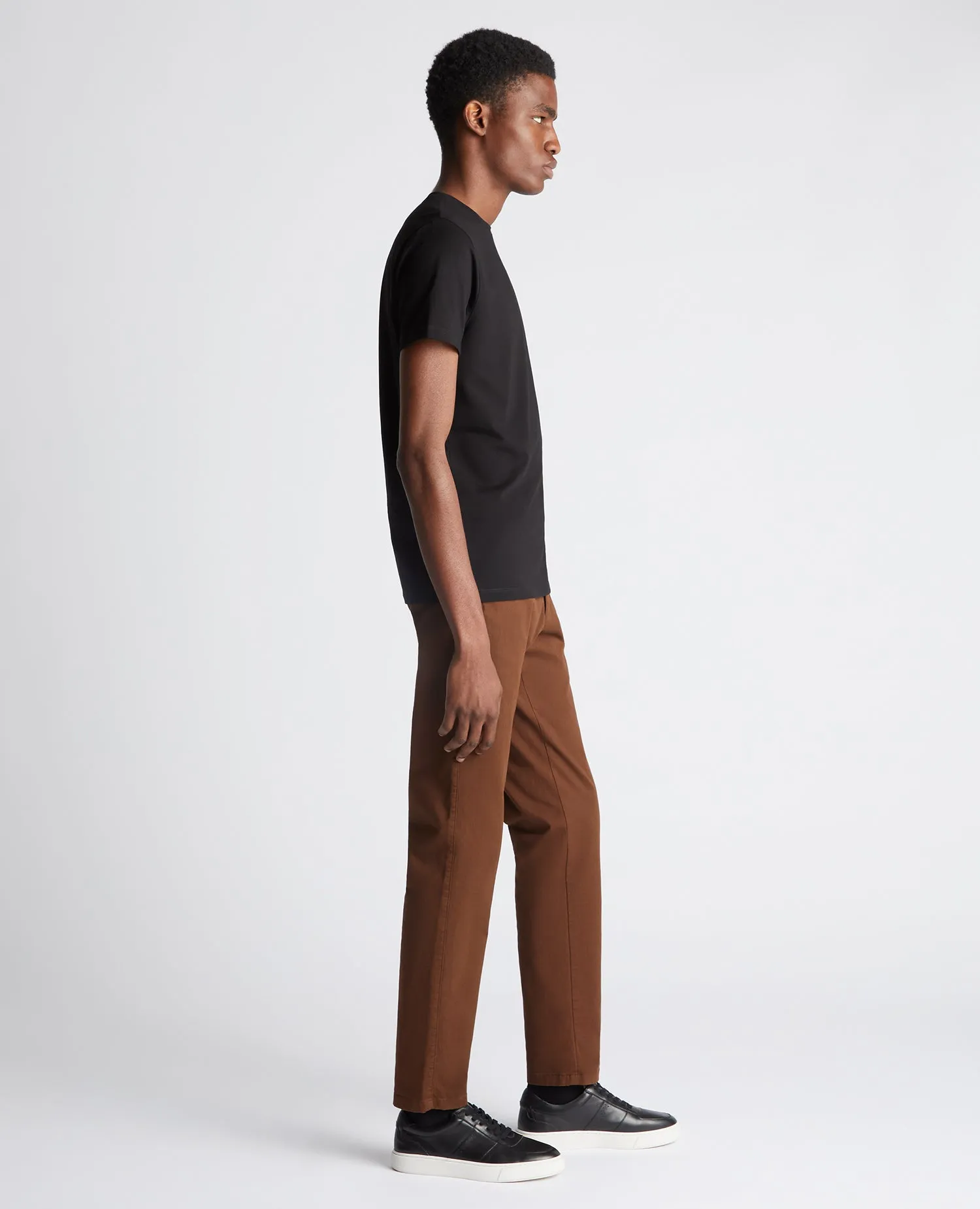 Slim Fit Cotton-Stretch Washed Chino