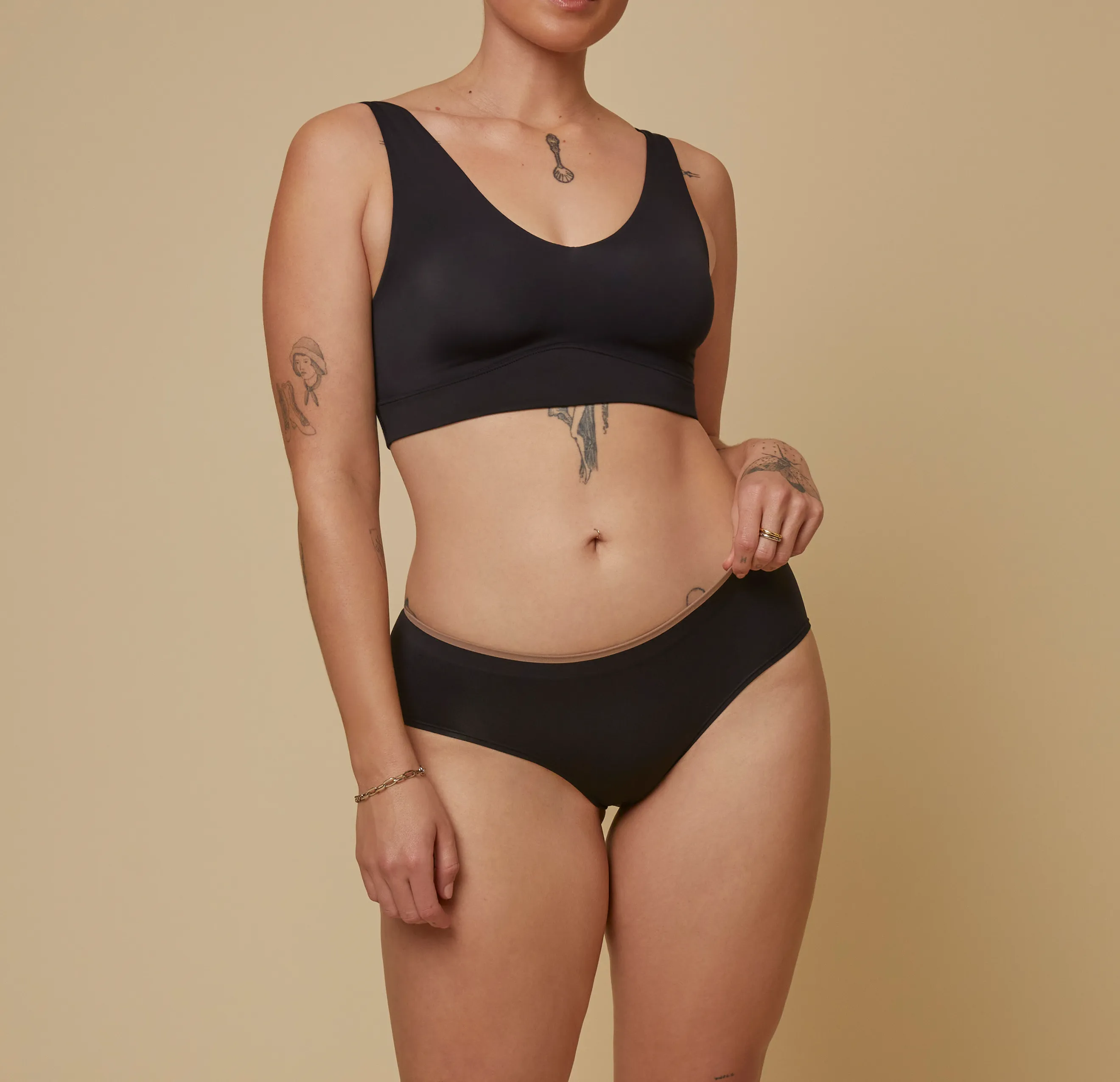 Supersoft Seamless Hiphugger - Black